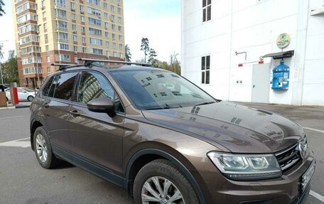 Volkswagen Tiguan II, 2019 год, 2 015 000 рублей, 3 фотография