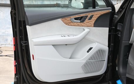 Audi Q7, 2025 год, 10 661 000 рублей, 28 фотография