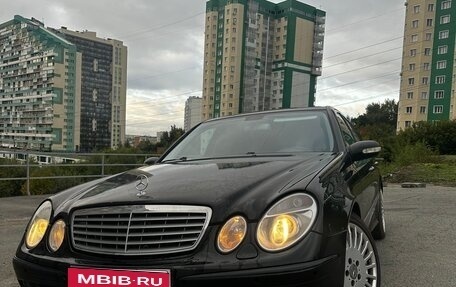 Mercedes-Benz E-Класс, 2003 год, 720 000 рублей, 1 фотография