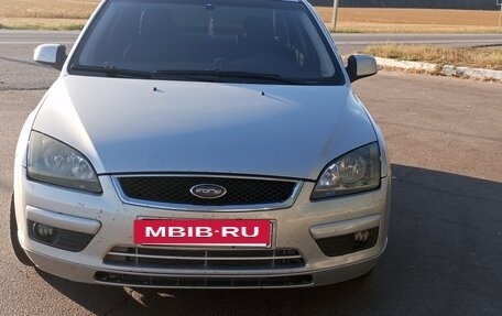 Ford Focus II рестайлинг, 2005 год, 400 000 рублей, 5 фотография