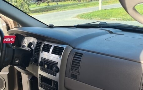 Dodge Durango II, 2005 год, 1 490 000 рублей, 13 фотография