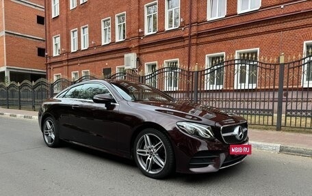 Mercedes-Benz E-Класс, 2019 год, 4 150 000 рублей, 3 фотография