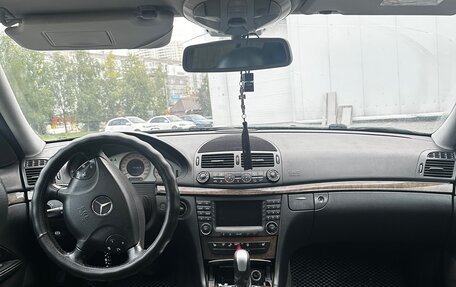 Mercedes-Benz E-Класс, 2003 год, 720 000 рублей, 10 фотография