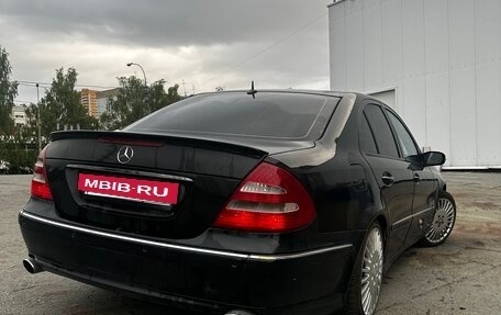 Mercedes-Benz E-Класс, 2003 год, 720 000 рублей, 4 фотография