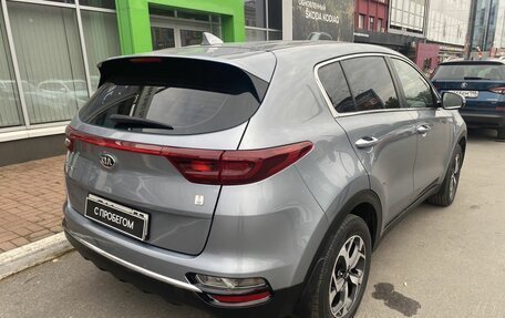 KIA Sportage IV рестайлинг, 2020 год, 1 999 000 рублей, 6 фотография