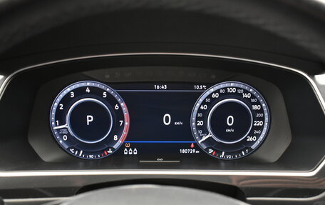Volkswagen Tiguan II, 2018 год, 2 190 000 рублей, 15 фотография