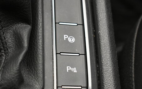 Volkswagen Tiguan II, 2018 год, 2 190 000 рублей, 23 фотография