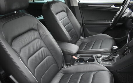 Volkswagen Tiguan II, 2018 год, 2 190 000 рублей, 30 фотография
