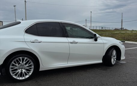 Toyota Camry, 2020 год, 3 100 000 рублей, 8 фотография