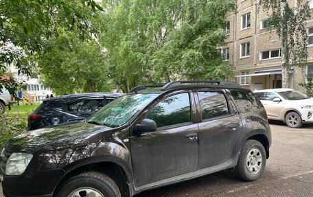 Renault Duster I рестайлинг, 2014 год, 830 000 рублей, 2 фотография
