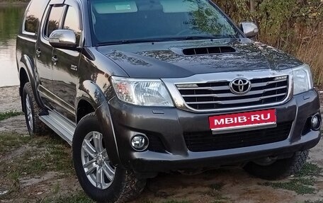 Toyota Hilux VII, 2014 год, 2 200 000 рублей, 1 фотография