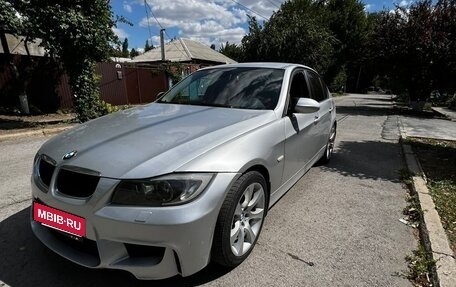 BMW 3 серия, 2006 год, 800 000 рублей, 2 фотография