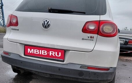 Volkswagen Tiguan I, 2010 год, 750 000 рублей, 18 фотография