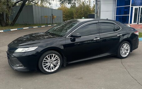 Toyota Camry, 2018 год, 2 300 000 рублей, 3 фотография