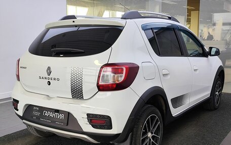 Renault Sandero II рестайлинг, 2017 год, 899 000 рублей, 6 фотография