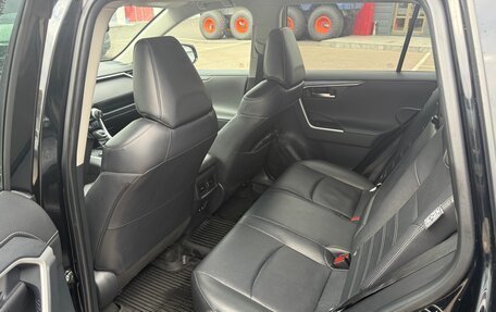 Toyota RAV4, 2021 год, 4 700 000 рублей, 9 фотография
