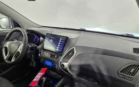 Hyundai ix35 I рестайлинг, 2011 год, 1 250 000 рублей, 15 фотография