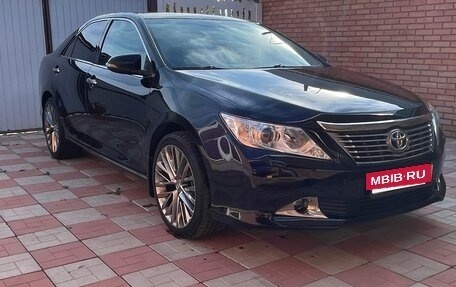 Toyota Camry, 2013 год, 1 825 000 рублей, 3 фотография