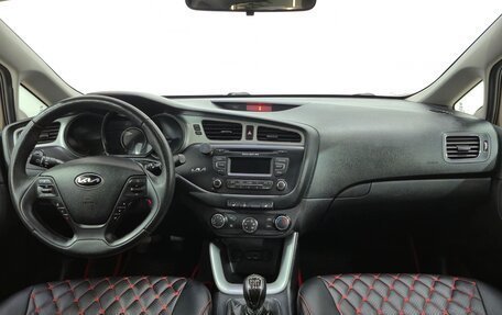KIA cee'd III, 2014 год, 980 000 рублей, 10 фотография