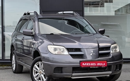 Mitsubishi Outlander III рестайлинг 3, 2007 год, 730 000 рублей, 3 фотография