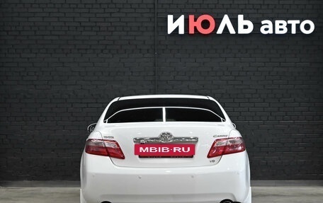Toyota Camry, 2010 год, 1 550 000 рублей, 5 фотография
