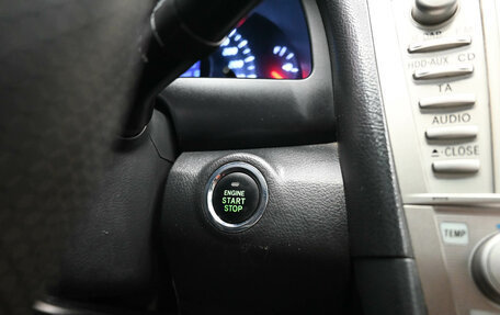 Toyota Camry, 2010 год, 1 550 000 рублей, 18 фотография