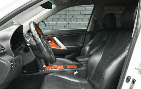 Toyota Camry, 2010 год, 1 550 000 рублей, 21 фотография