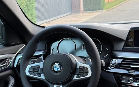 BMW 5 серия, 2018 год, 3 650 000 рублей, 21 фотография