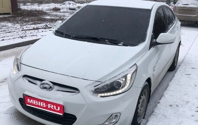 Hyundai Solaris II рестайлинг, 2014 год, 1 050 000 рублей, 1 фотография