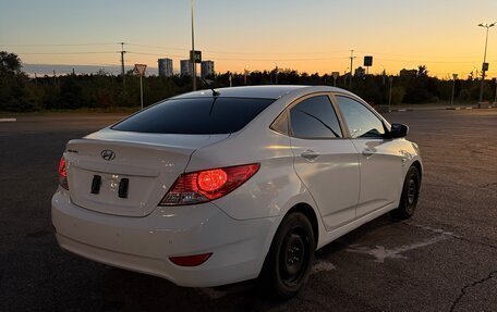 Hyundai Solaris II рестайлинг, 2014 год, 1 050 000 рублей, 8 фотография