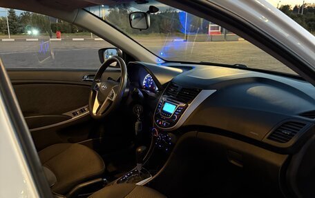 Hyundai Solaris II рестайлинг, 2014 год, 1 050 000 рублей, 16 фотография