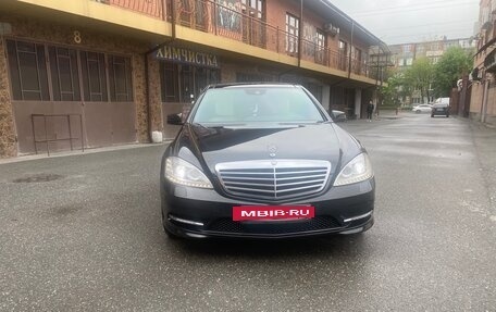 Mercedes-Benz S-Класс, 2012 год, 2 100 000 рублей, 5 фотография