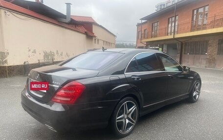 Mercedes-Benz S-Класс, 2012 год, 2 100 000 рублей, 3 фотография