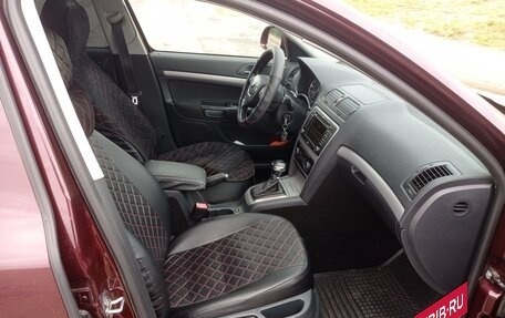 Skoda Octavia, 2012 год, 960 000 рублей, 10 фотография
