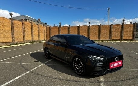 Mercedes-Benz E-Класс, 2019 год, 3 000 000 рублей, 5 фотография