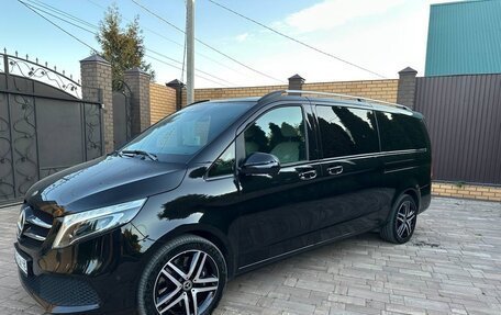 Mercedes-Benz V-Класс, 2021 год, 12 000 000 рублей, 4 фотография
