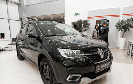Renault Sandero II рестайлинг, 2021 год, 1 377 000 рублей, 3 фотография