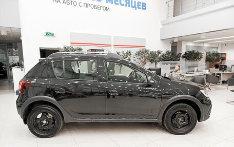 Renault Sandero II рестайлинг, 2021 год, 1 377 000 рублей, 5 фотография