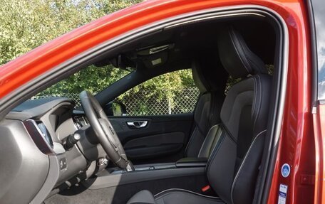 Volvo XC60 II, 2022 год, 2 912 367 рублей, 11 фотография