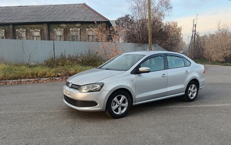 Volkswagen Polo VI (EU Market), 2014 год, 750 000 рублей, 1 фотография