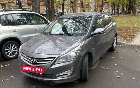 Hyundai Solaris II рестайлинг, 2014 год, 990 000 рублей, 6 фотография