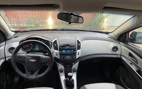 Chevrolet Cruze II, 2013 год, 670 000 рублей, 7 фотография