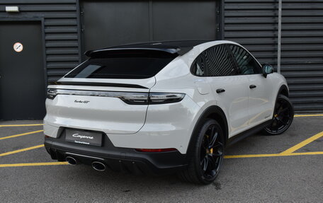 Porsche Cayenne III, 2022 год, 18 990 000 рублей, 7 фотография