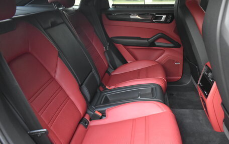 Porsche Cayenne III, 2022 год, 18 990 000 рублей, 17 фотография