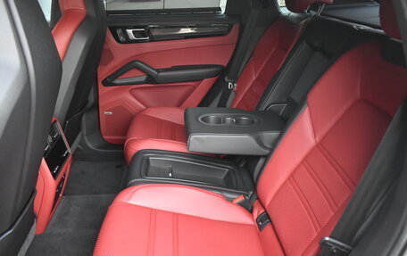 Porsche Cayenne III, 2022 год, 18 990 000 рублей, 18 фотография