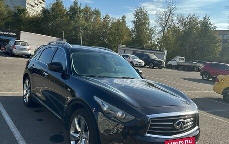 Infiniti FX II, 2012 год, 2 050 000 рублей, 1 фотография