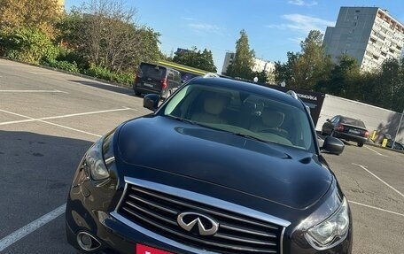 Infiniti FX II, 2012 год, 2 050 000 рублей, 3 фотография