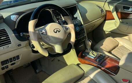 Infiniti FX II, 2012 год, 2 050 000 рублей, 18 фотография
