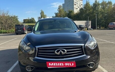 Infiniti FX II, 2012 год, 2 050 000 рублей, 9 фотография