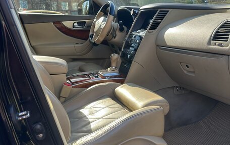 Infiniti FX II, 2012 год, 2 050 000 рублей, 24 фотография